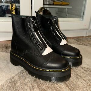 listing-status-banner